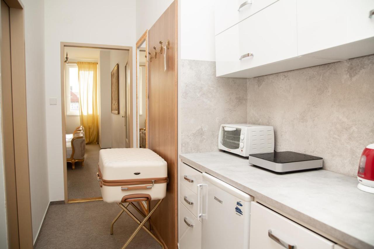 Ferienwohnung Bank Invest Apartmens - Old Town Prag Exterior foto