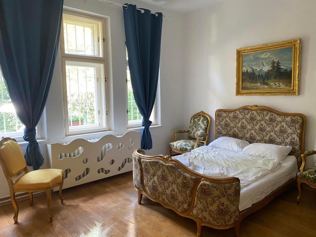 Ferienwohnung Bank Invest Apartmens - Old Town Prag Exterior foto